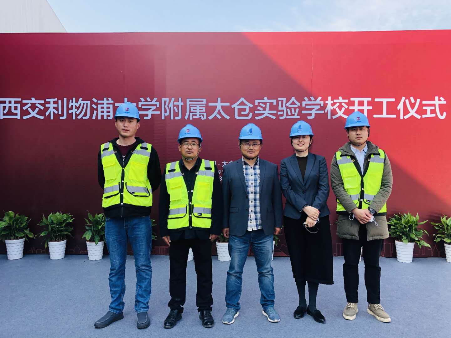 1585790066528644.jpg 19214e564344014eecd898f47393de0.jpg