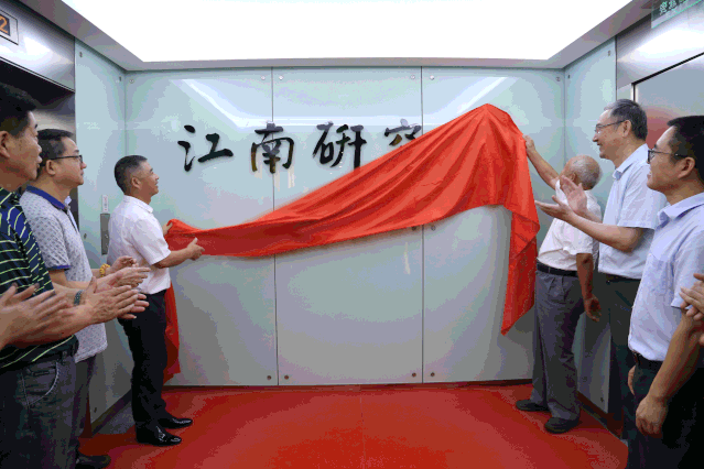 1600128782922359.gif 1.gif