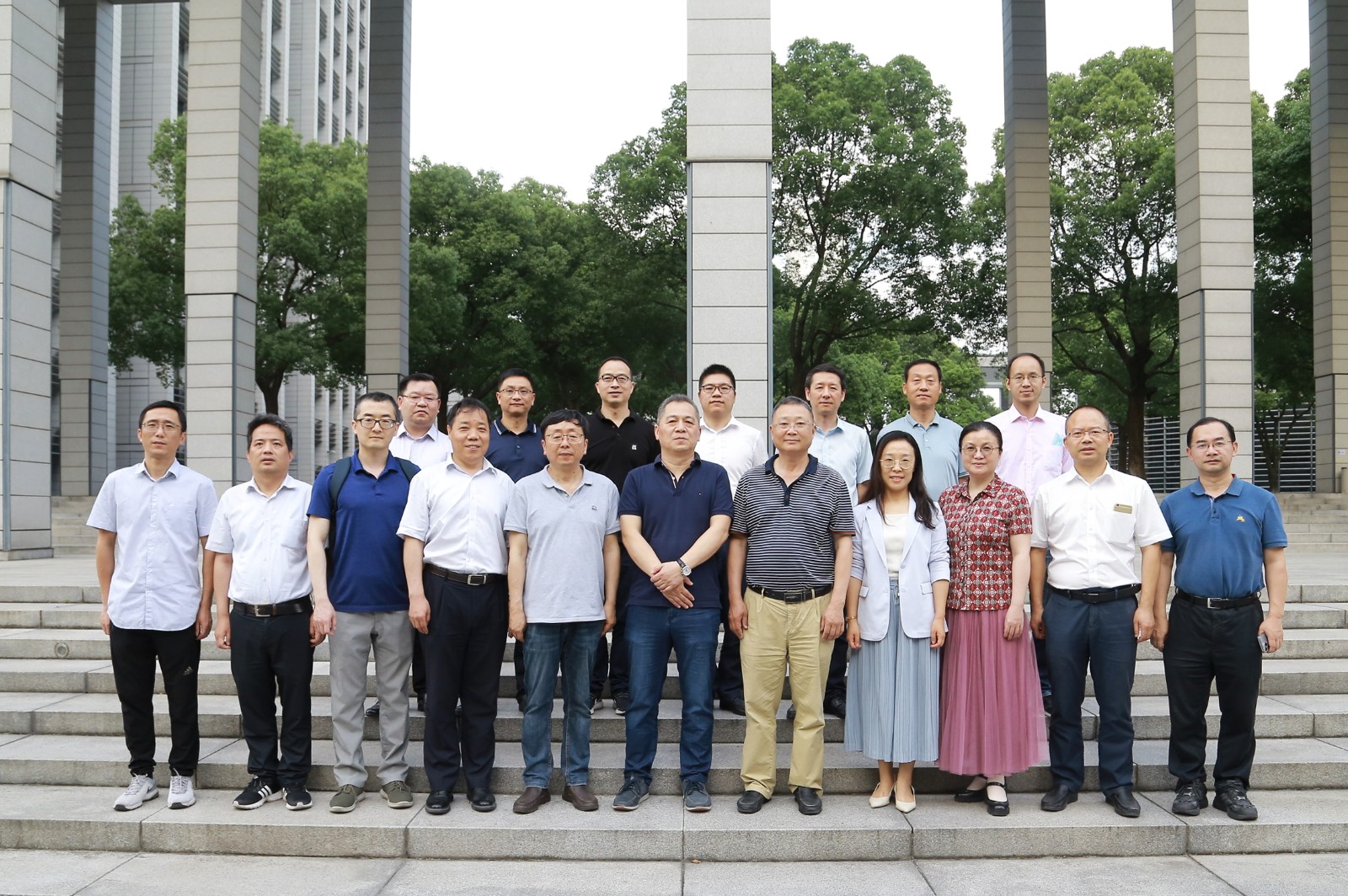 1656900909108405.jpg 1656900909108405.jpg