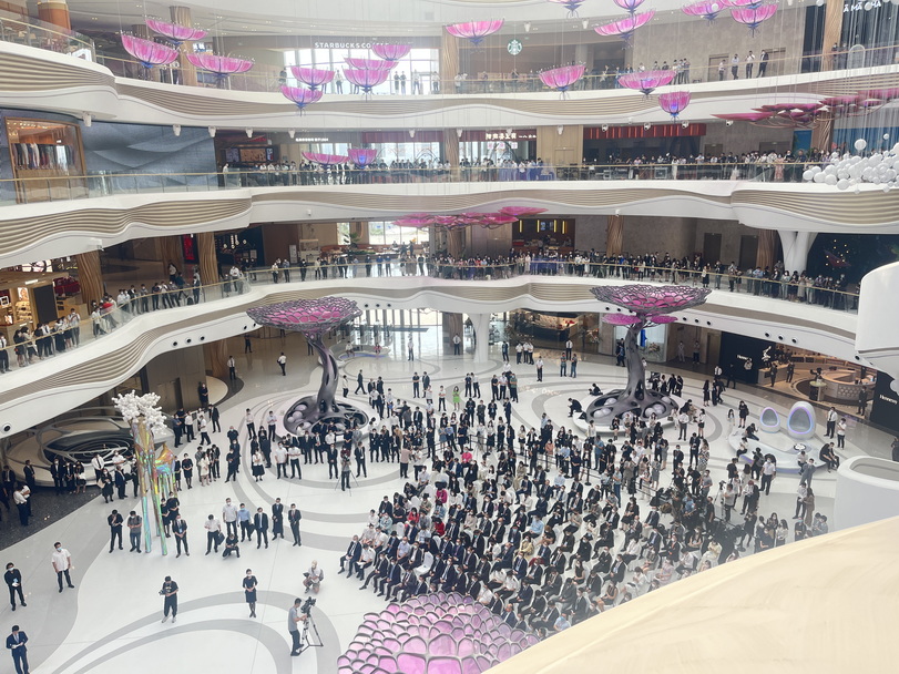 1668740102708301.jpg 地塊五免稅城開幕式照片_20221028 (2).jpg