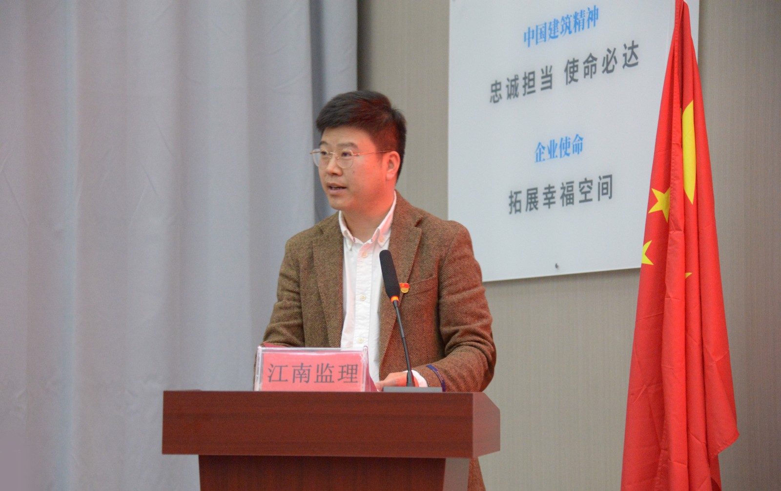 1711940530685950.jpg 1711940530685950.jpg