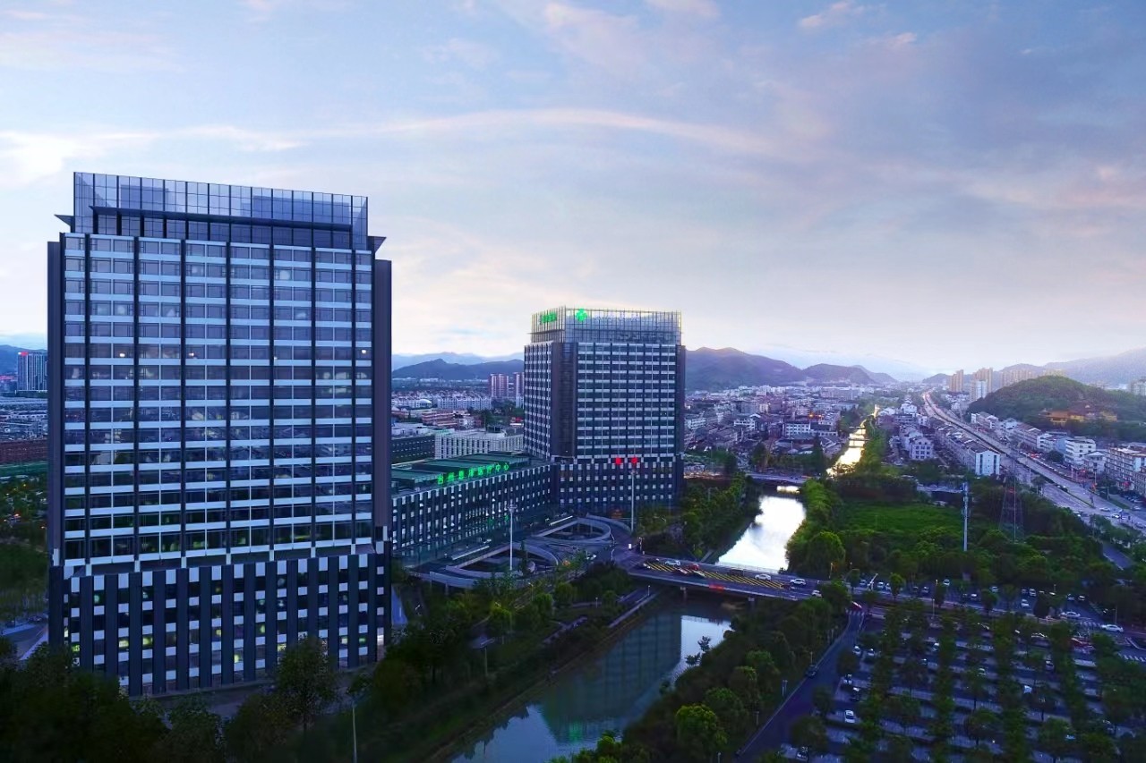 1711942037939701.jpg 1711942037939701.jpg