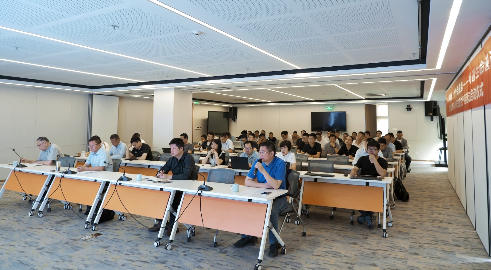 1716281387747921.jpg 1716281387747921.jpg