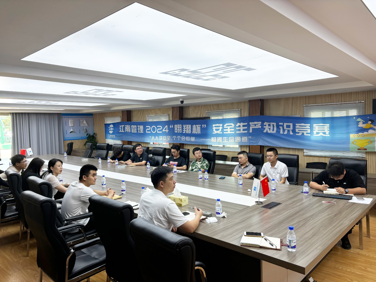 1720496079490189.jpg 1720496079490189.jpg