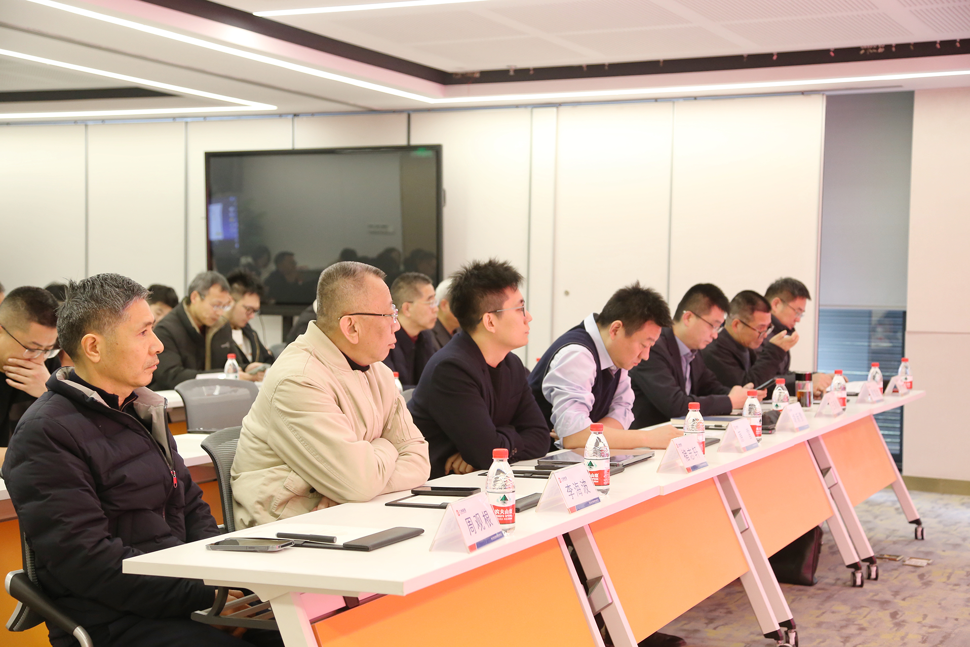 1740961943690949.png 1740961943690949.png