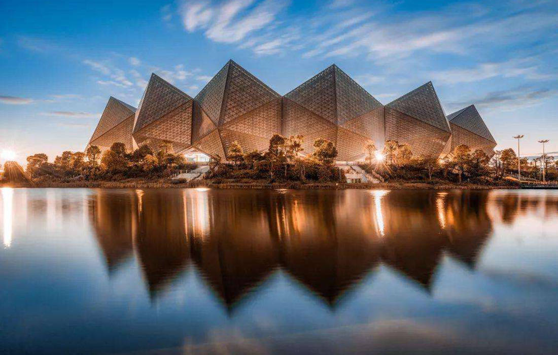 深圳市大運(yùn)中心體育場(chǎng)工程